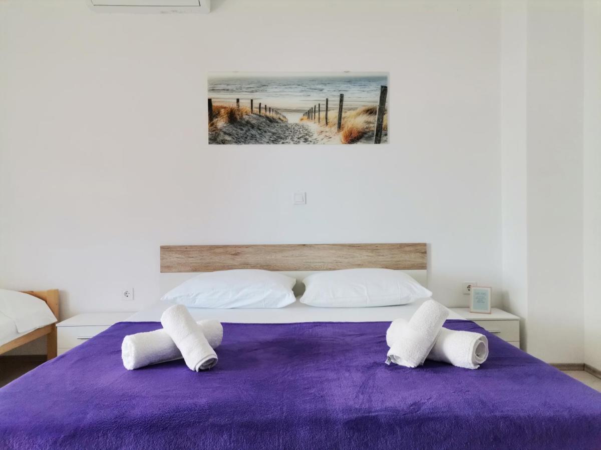 Apartmani Radic Примоштен Экстерьер фото
